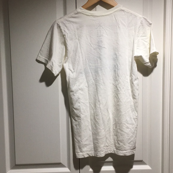 Women’s retro tees with ‘no rain no rainbow’ logo - Picture 3 of 5